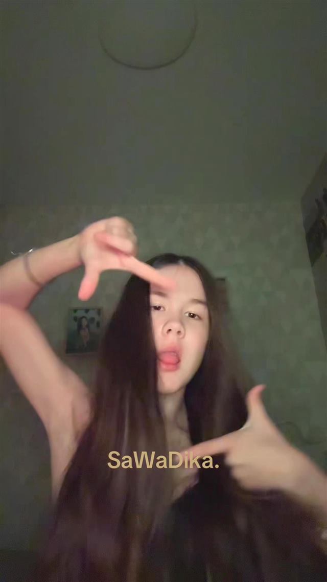 SaWaDiKa dance trend TikTok video still showing a creator recreating LISA's choreography